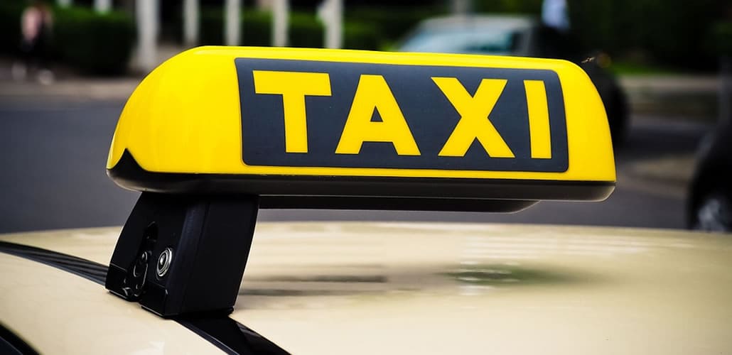 corsie preferenziali di taxi e ncc